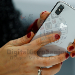 Russian's banned for Apple IPhone